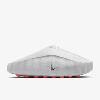 Nike Mind 001