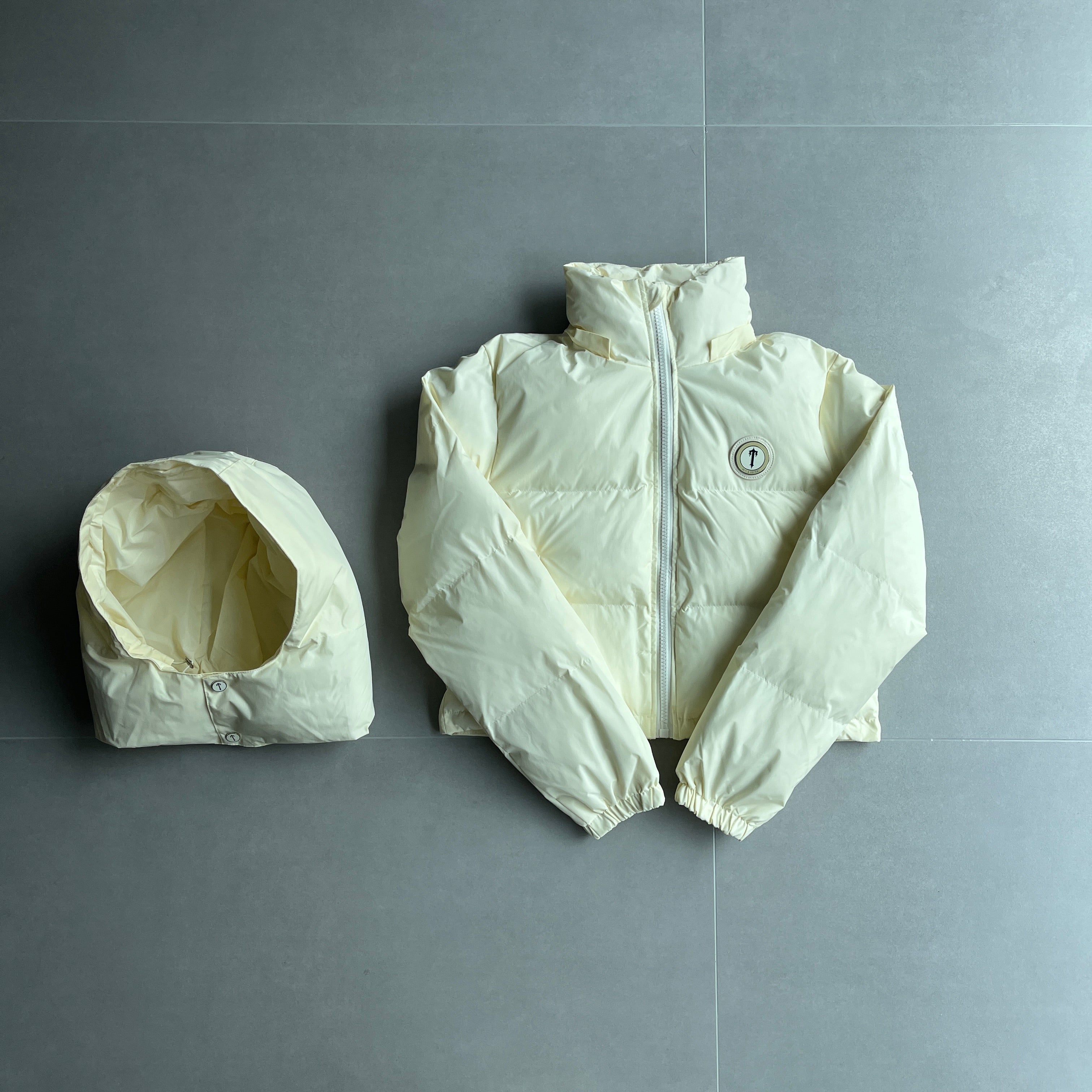 Trapstar Jacket womens puffer - cream