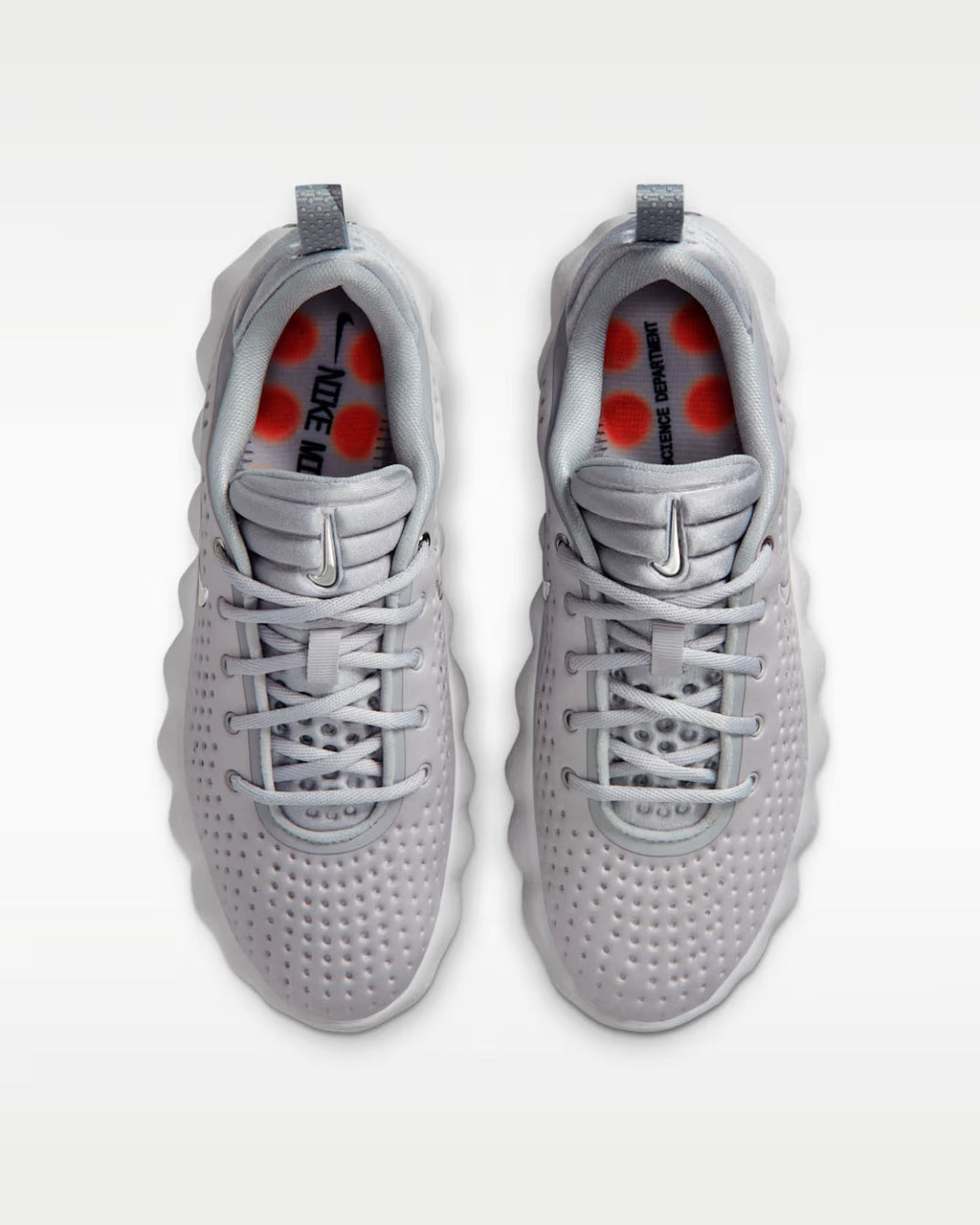 NIKE Mind 002