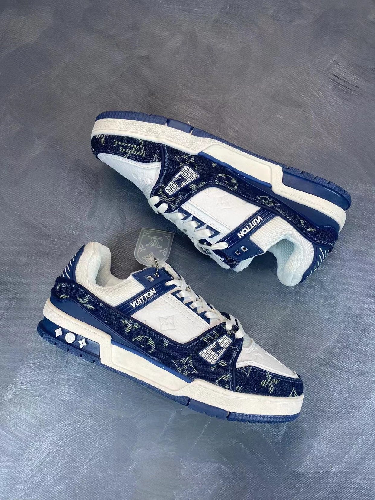 Louis  Vuitton Trainer