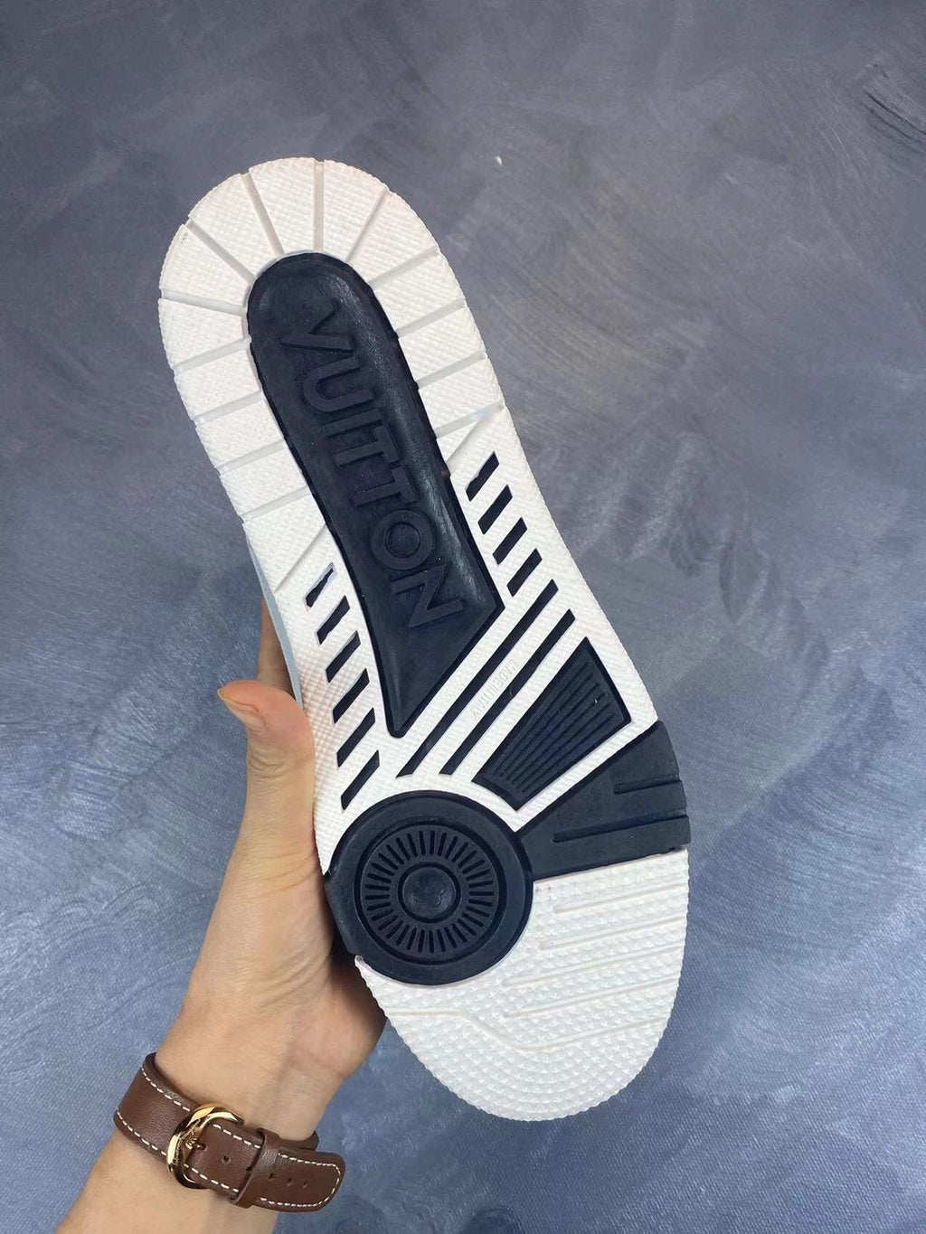 Louis  Vuitton Trainer
