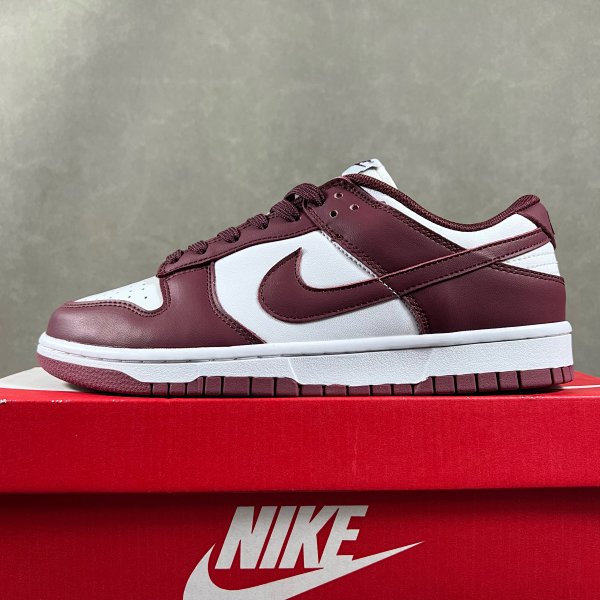 Dunk bordeaux